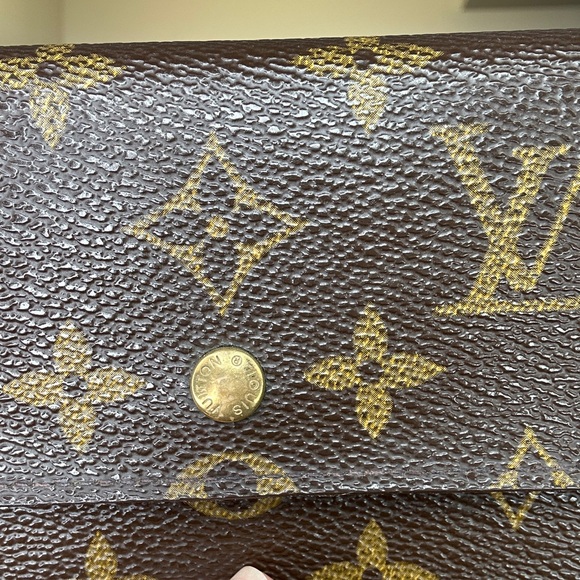 Vintage Louis Vuitton Monogram Long Wallet | Made in France | Date Code TH0939 - Picture 8 of 15